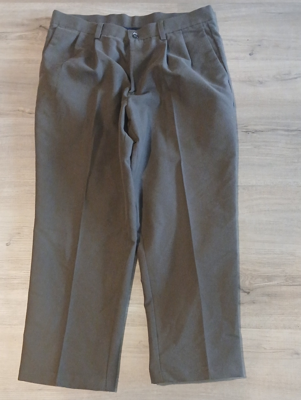 Dockers Olive Brown Pleated Men's Dress Pants